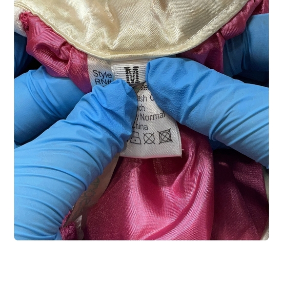 Elegant Pink and White Halter Dress - Picture 5 of 5